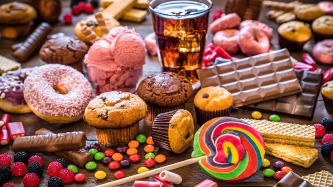 Bu gıdaları ağzınıza bile sürmeyin! Canan Karatay tek tek sıraladı: Sanılanın aksine bazı doğal besinler de zararlı! 19